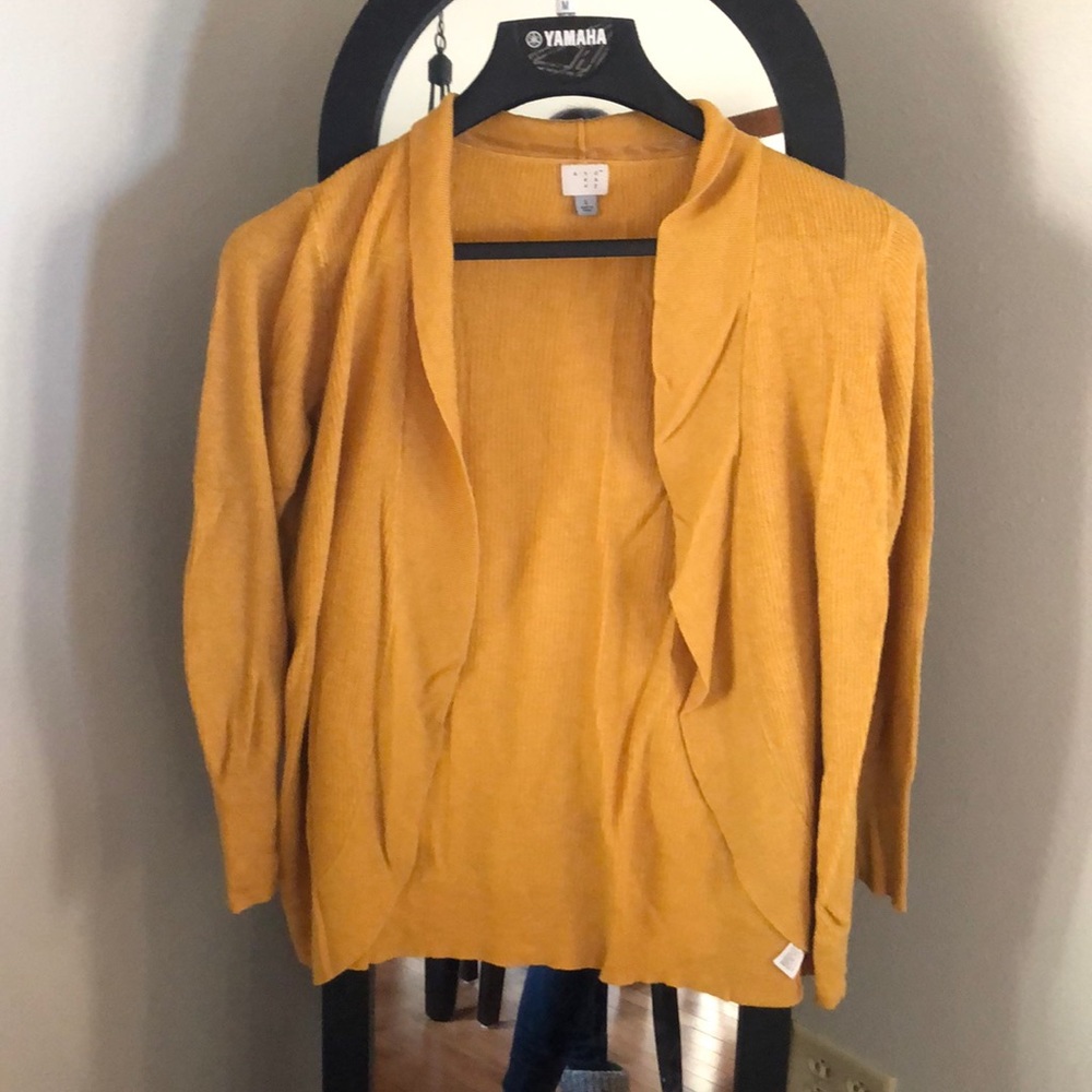 Cardigan - Picture 3 of 5